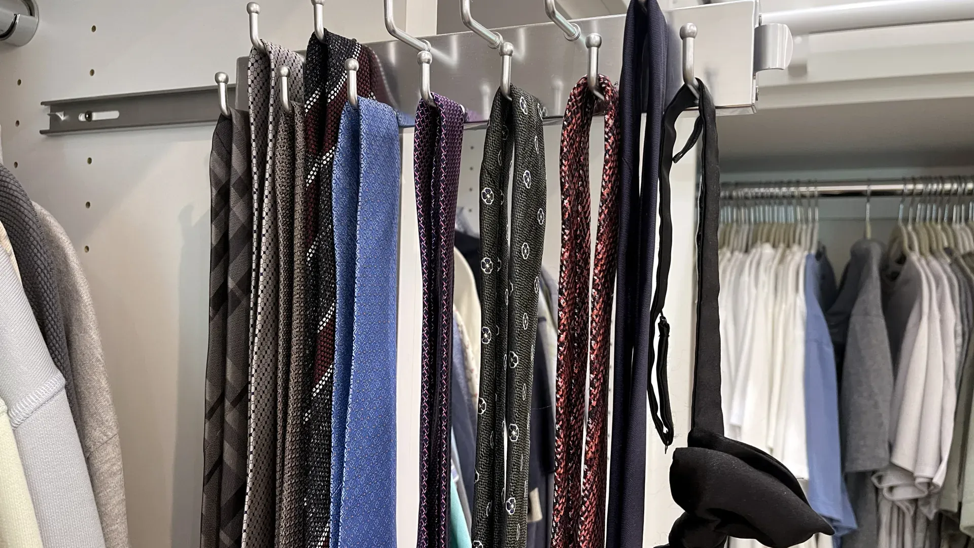 Belt & Tie Racks