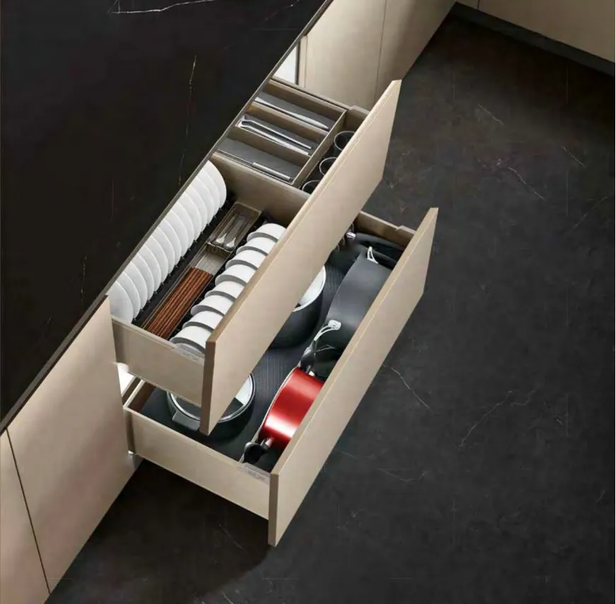 pull out organizer cabinet